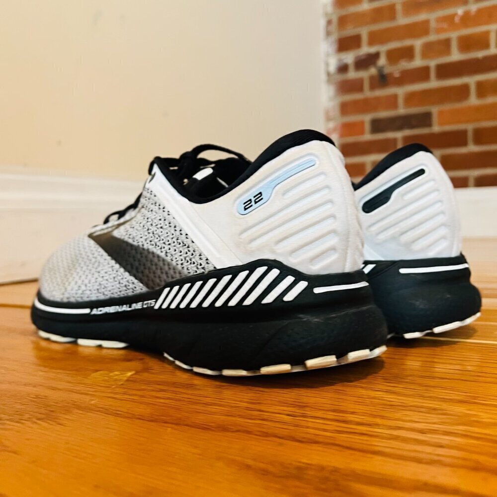 Brooks Adrenaline GTS 22 Mens 10.5 Wide Shoes Gray Running Walking Gym Lace Up - Picture 3 of 16